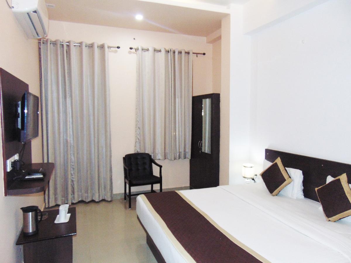 Makrana Raj Hotel Sikar Exteriér fotografie